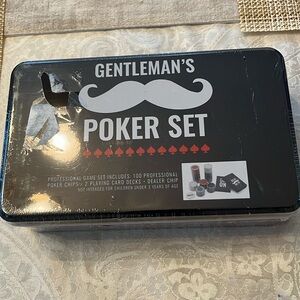 Mad Man Gentleman’s Poker Set NIB